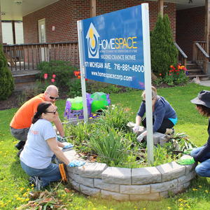 Voip Volunteers garden.jpg